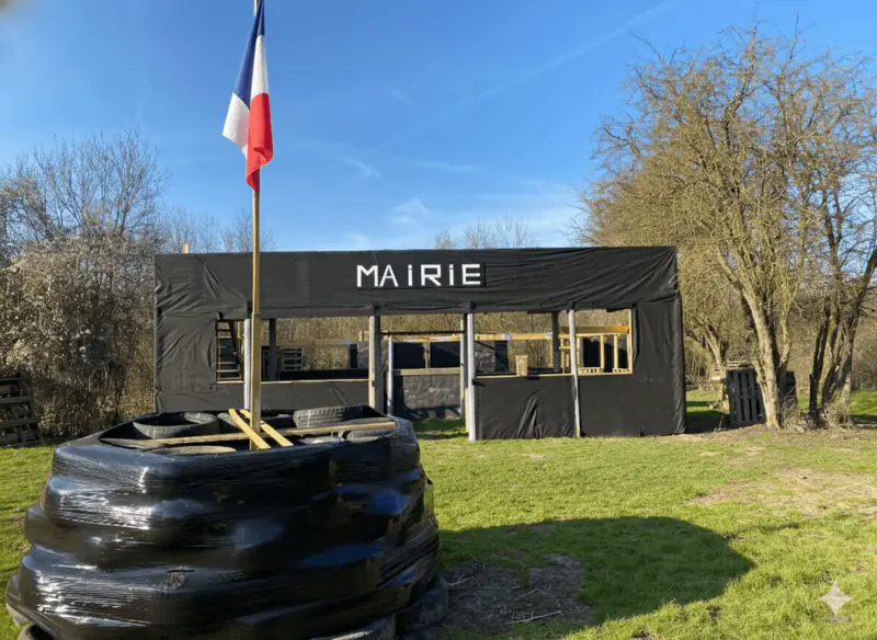 Photo des bâtiments sur le terrain